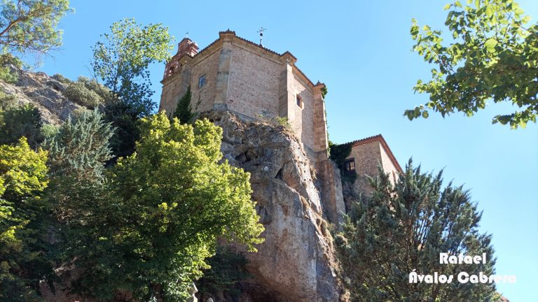 sansaturiosoria